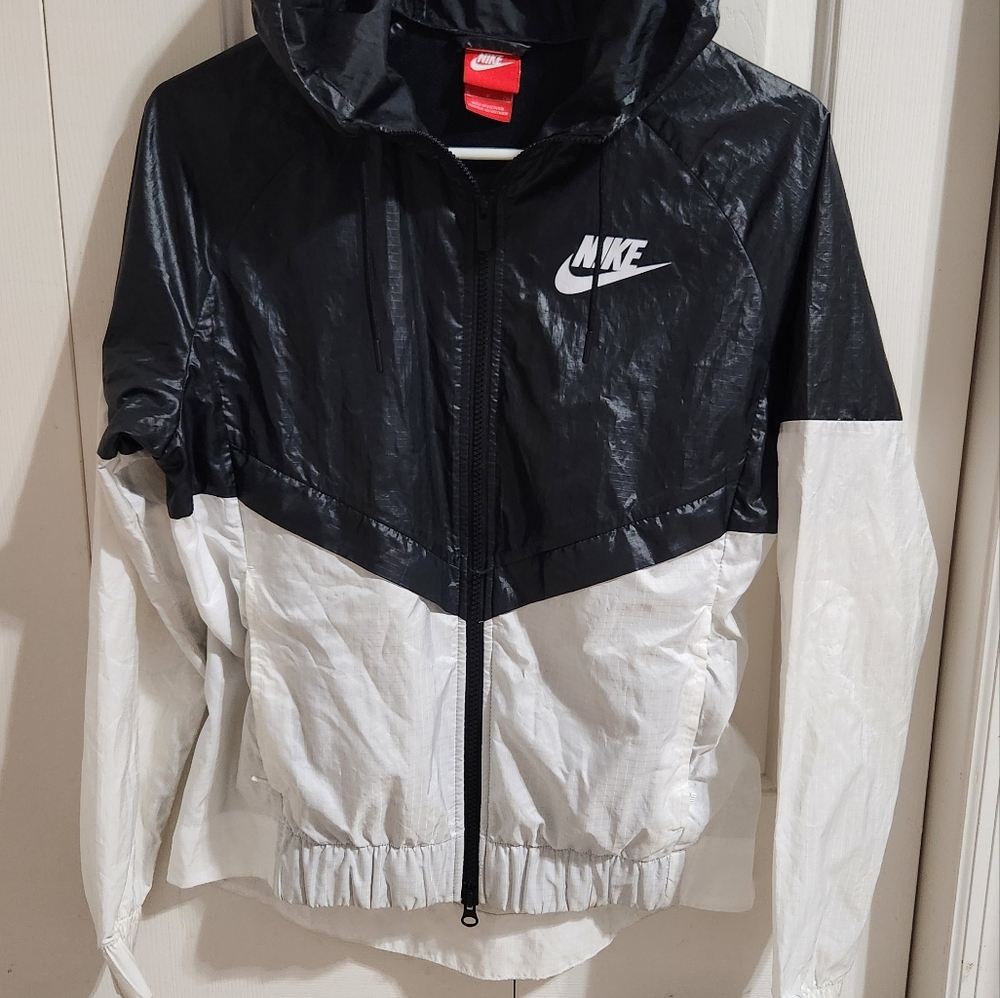 Nike Black and White Windbreaker Jacket